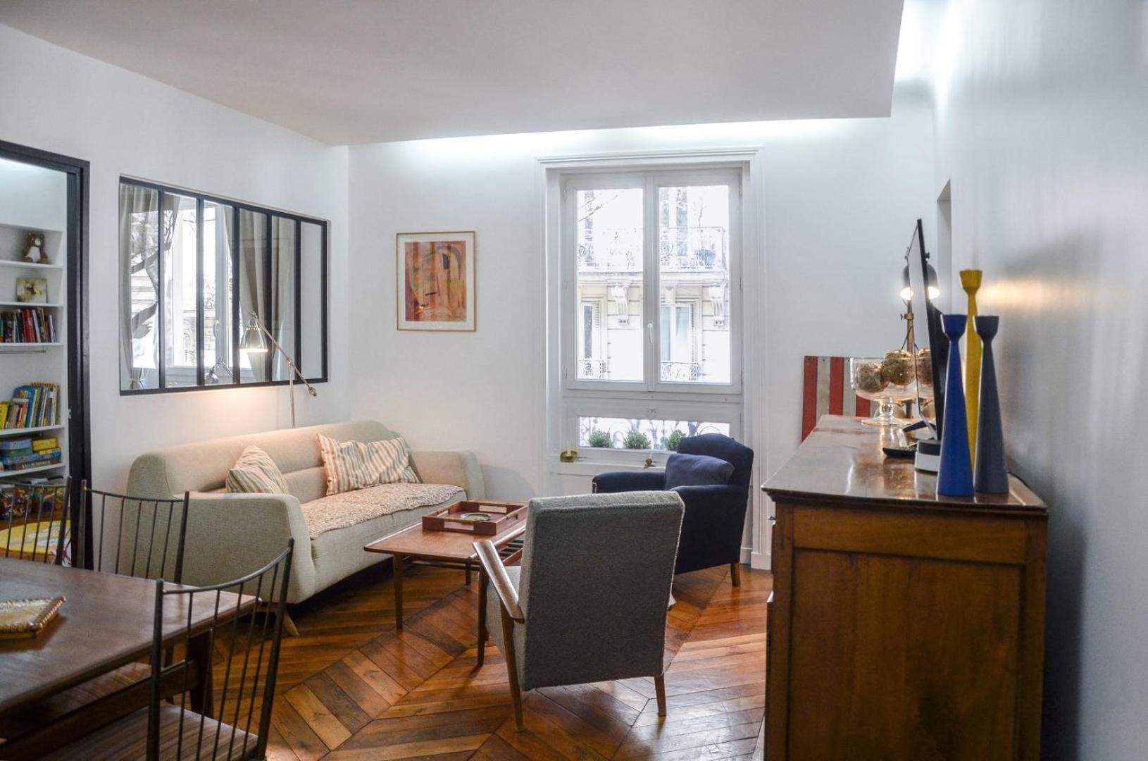 Elegant 2br Retreat In The 9th * Paris